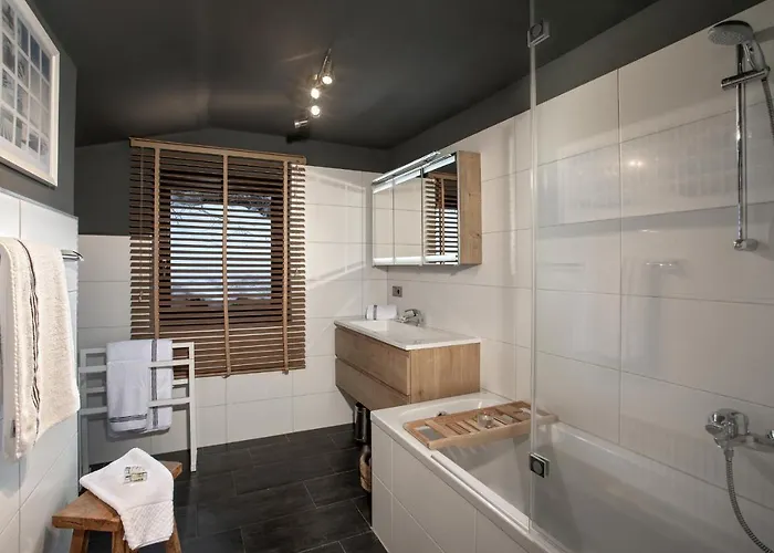 Zell By Alp Lux - In-out